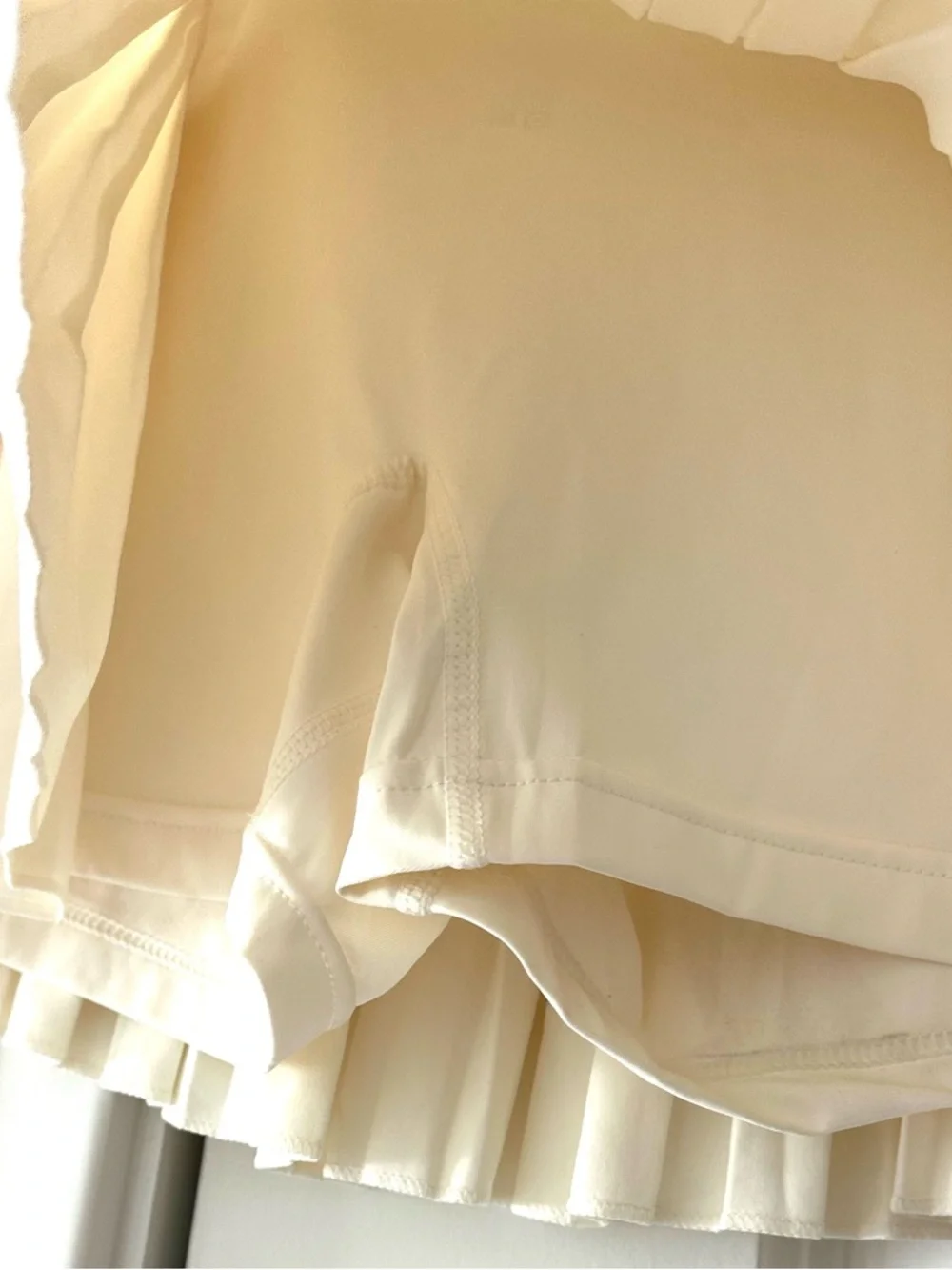 NWT Goldhinge Cannoli Cream Pleated Tennis Athletic Skirt Med - Picture 10 of 15